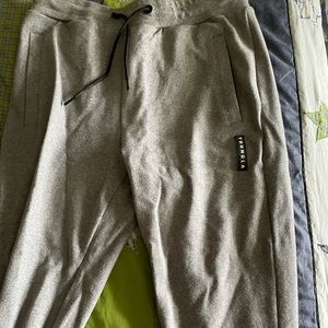 youngla perfect joggers never used